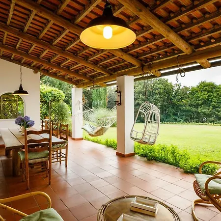 Sleeps 10 Pool Air Con Wifi *