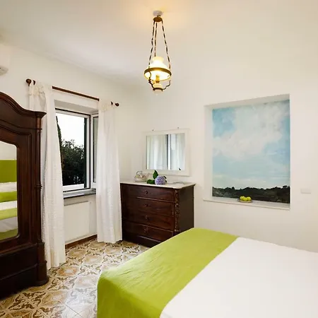 Sleeps 10 Pool Air Con Wifi