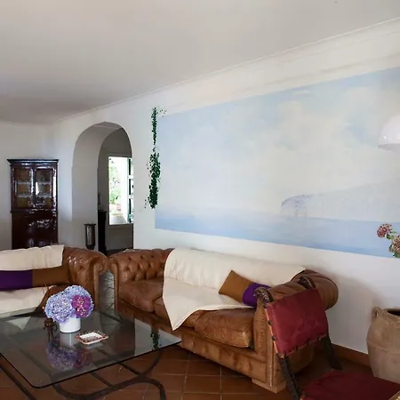 Sleeps 10 Pool Air Con Wifi