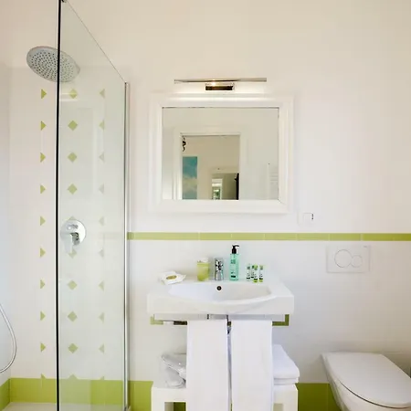 Sleeps 10 Pool Air Con Wifi *